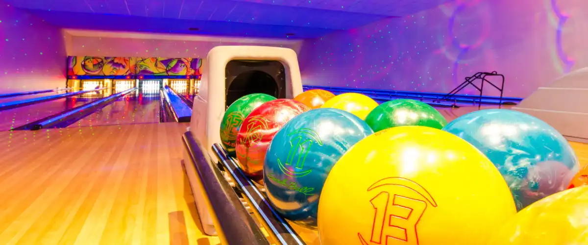 8 pistes de Bowling