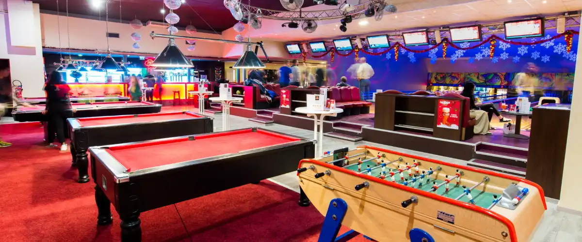 Espace billard et babyfoot chez bowling palace